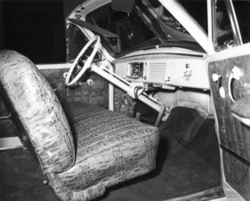 Kaiser Henry J Worblaufen (1952) - feudales Interieur des von Worblaufen im Auftrag von Kaiser gebauten Cabriolets