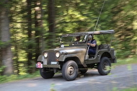 Kaiser Jeep (1966) - an der OCC Jungfrau Rallye 2017