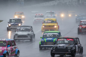 Kampf der Zwerge am RGB Saisonfinale auf dem Nürburgring 2017