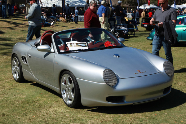 Kann man mögen, muss man aber nicht – „Dean 550 Spyder Tribute“ als Reminiszenz an James Deans finales Fahrzeug. Unterbau Boxster von 1997