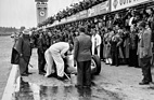 Karl Kling mit dem Mercedes-Benz W196R Monoposto - Grosser Preis von Europa auf dem Nürburgring (1954)