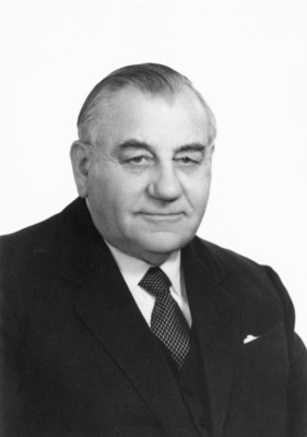 Karossier und Designer Pietro Frua, aufgenommen in seinen letzten Lebensjahren