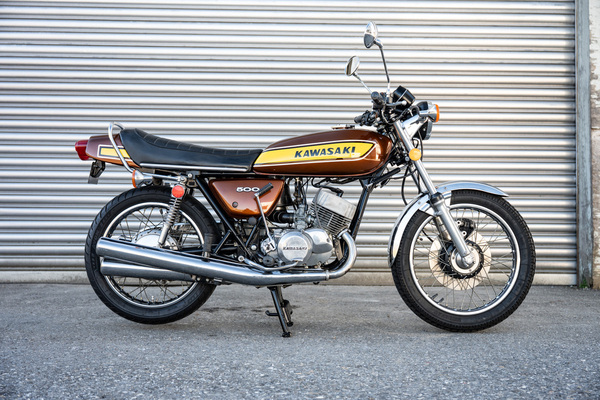Bild: Kawasaki H1F 500 Mach III (1975) - als Lot 28 an der Versteigerung der Oldtimer Galerie in Toffen am 21. März 2026