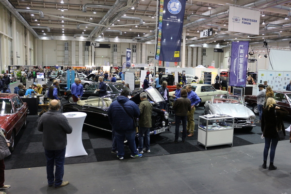 Bild Kein Gedränge, so blieb viel Raum für Gespräche mit den Ausstellern - Hamburg Motor Classics 2018