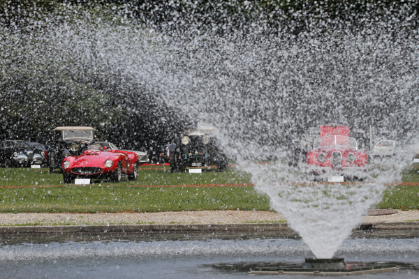 Keine kühlende Erfrischung für die Autos - Concours d'Elégance Suisse Coppet 2017