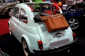 Kindchenschema: Fiat 500 D (1962) (EUR 18'950) - Angeboten auf der Interclassics Maastricht 2020 (1962)