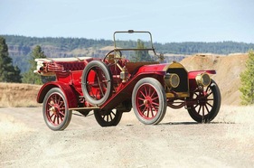Kissel Kar Model D-10 50 HP 5-Passenger Touring (1910) - an der Bonhams Quail Lodge Auktion vom 14./15. August 2014 als Lot 280