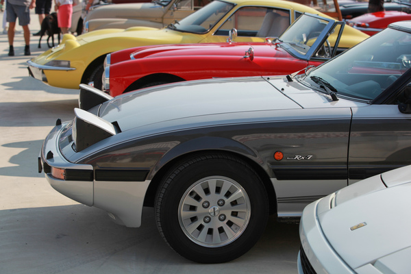 Klappscheinwerfer am Ferrari Testarossa, Mazda RX-7 und Opel GT - Dolder Classics September 2020