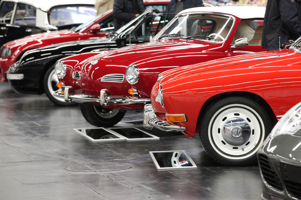Image: Classics nose to nose - 2 x VW Karmann-Ghia - Retro Classics Bavaria 2019