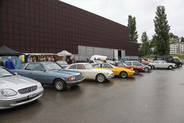 Image: Classic cars from Mercedes, Lotus, MG, Jensen, Renault and others on the private vehicle market - Swiss Classic World Lucerne 2024