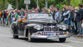 Klassikwelt Bodensee - US-Strassenkreuzer an der Klassiker-Parade