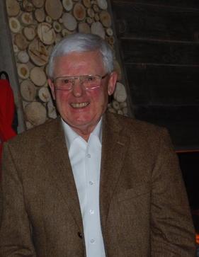 Klaus Hebmüller, Repräsentant der dritten Generation, pflegt das Firmenarchiv