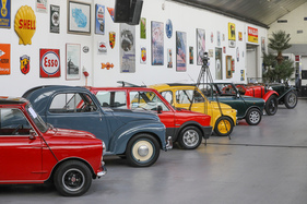 Kleine Autos sind immer gefragt - Versteigerung der Oldtimer Galerie Toffen am 14. Oktober 2023 Kleine Autos sind immer gefragt - Versteigerung der Oldtimer Galerie Toffen am 14. Oktober 2023