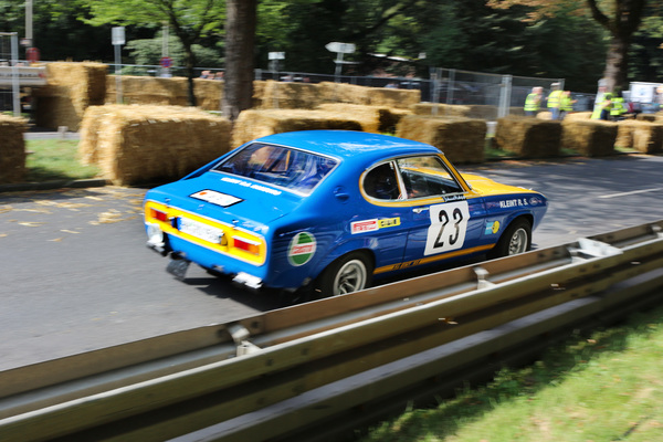 Kleint Ford Capri RS 2600 auf dem Rundkurs - Hamburger Stadtpark-Revival 2016