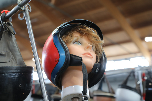 Kluge Köpfe schützen sich ... - Klassikwelt Bodensee 2023