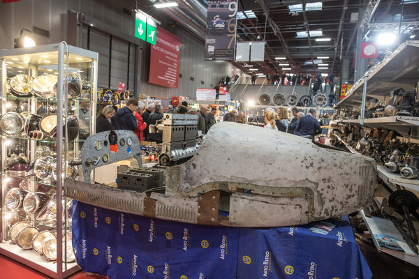 Könnte ein Bugatti werden - Rétromobile Paris 2020