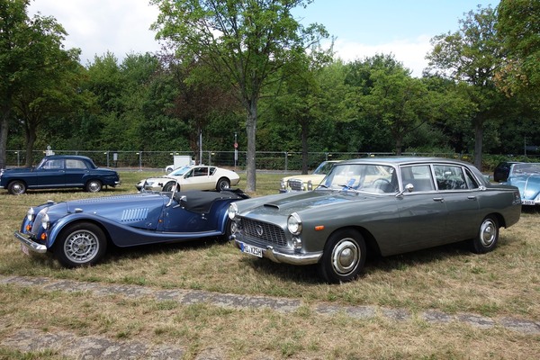 Kontrast II; Morgan und Lancia – Classic Days Düsseldorf 2022