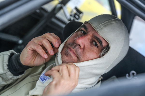 Korrekte Bekleidung ist natürlich vorgeschrieben - Kampf der Zwerge - RGB Saisonfinale auf dem Nürburgring 2018