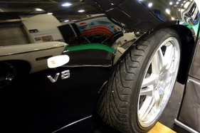 Kraftprotz in der Schale eines Mercedes SLK der ersten Serie: Brabus SLK V8 6,5 an der Essen Motor Show 2019.