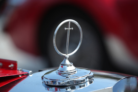 Kühlerfigur auf einem Excalibur - Eindrücke DolderClassics vom 7. September 2014