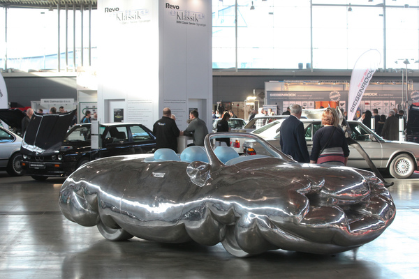 Kunst oder Automobil, oder keines von beidem? - Retro Classics Stuttgart 2020