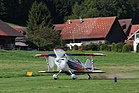 Kunstflug-Gerät beim Start - Oldtimerclassic Hittnau 2014