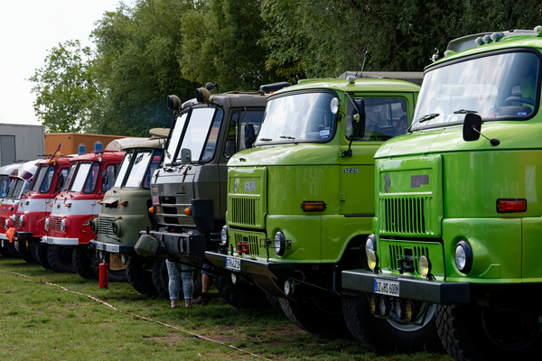 LKW-Freunde kamen auf jeden Fall auf ihre Kosten: IFA L60 im Doppelpack, Tatra, diverse Robur – und hier steht nur die "Spitze des Eisbergs" – OMMMA 2023