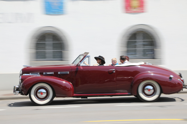 Image: La Salle Series 52 (1940) - during the public cab rides - Oldtimer in Obwalden (O-iO) 2023