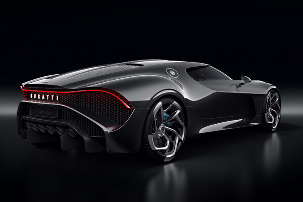 Bild: La Voiture Noire, die moderne Hommage an den Bugatti Atlantic
