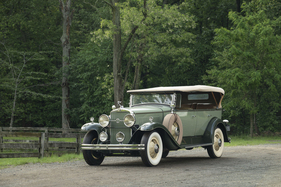 LaSalle V-8 Fleetlands Seven-Passenger Touring by Fleetwood (1930) - als Lot 145 an der RM Sotheby's Hershey Versteigerung 2025
