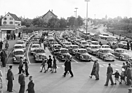 Bild: Längere Warteschlangen bei der Fähre Konstanz-Meersburg im Jahr 1955