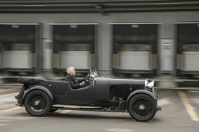 Lagonda 14/60 HP 2 Litre Tourer (1931) - flott unterwegs, wenn nötig läuft der Lagonda deutlich über 100 km/h schnell Lagonda 14/60 HP 2 Litre Tourer (1931) - flott unterwegs, wenn nötig läuft der Lagonda deutlich über 100 km/h schnell