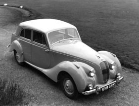 Lagonda 2 1/2 Litre (1950) - the four-door sedan