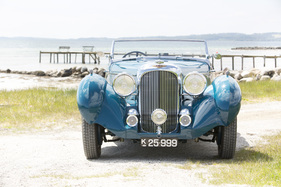Lagonda LG6 Rapide Drophead Coupe (1939) - als Lot 31 an der Bonhams Versteigerung der Frederiksen-Sammlung in Dänemark am 26. September 2015