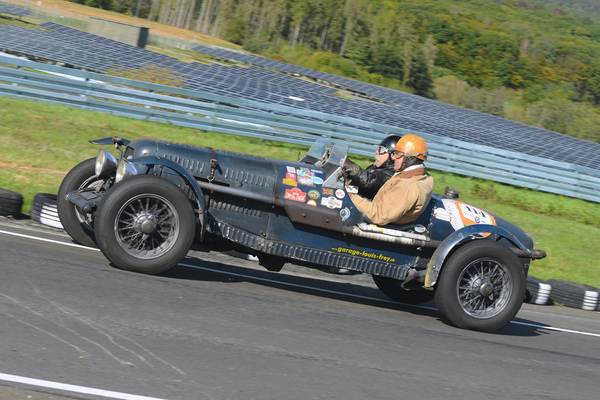Lagonda Rapier (1934) - Pista e Piloti Flugplatz Pferdsfeld 2020