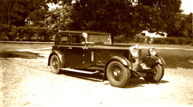 Lagonda Saloon (1933) - "Pillarless Saloon" - first registration in 1934