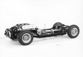 Lamborghini 350 GT (1964) - Chassis mit montiertem Motor