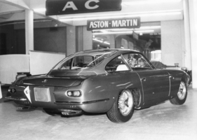 Lamborghini 350 GT (1964) - Heckansicht des Ausstellungsfahrzeuges