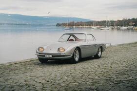 Lamborghini 350 GT (1964) - am Ufer des Genfersees Lamborghini 350 GT (1964) - am Ufer des Genfersees
