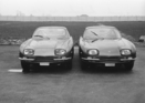 Lamborghini 350 GT (1966) - Der 400 GT 2+2 links im Vergleich mit dem 350 GT rechts