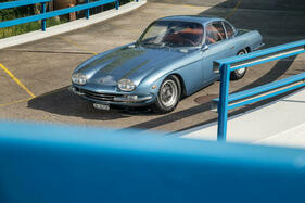 Lamborghini 400 GT 2+2 (1967) – in der Originalfarbe "Azzurro Fiat" Lamborghini 400 GT 2+2 (1967) – in der Originalfarbe "Azzurro Fiat"