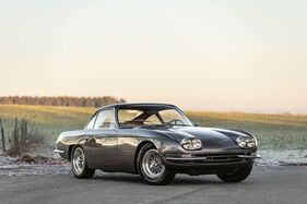 Lamborghini 400 GT 2+2 Touring (1966) - offered as lot 047 at the Artcurial Rétromobile Paris auction on February 2, 2024