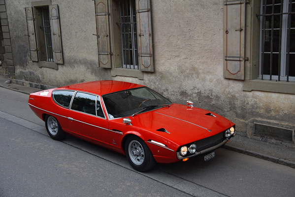 Lamborghini 400 GT Espada Series 2 (1970) - offered at the auction of the Oldtimer Gallery in Toffen on November 29, 2014