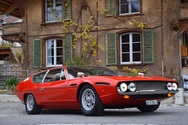 Lamborghini 400 GT Espada Series 2 (1970) - as lot 25 at the vintage car gallery auction at the Dolder Grand Hotel on June 17, 2017