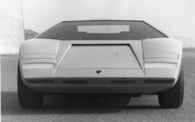 Lamborghini Countach (1971) - der Prototyp von Bertone, ohne Strassenzubehör Lamborghini Countach (1971) - der Prototyp von Bertone, ohne Strassenzubehör
