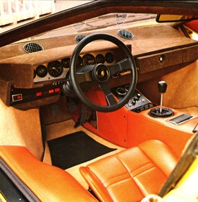 Lamborghini Countach (1978) - Fahrerarbeitsplatz - Prospektaufnahme