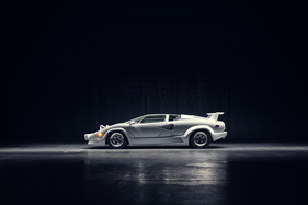 Lamborghini Countach 25th Anniversary Edition (1989) - Lot 019 an der RM/Sotheby's Versteigerung in New York am 8. Dezember 2023