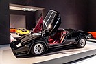 Lamborghini Countach 5000 QV (1986) - in der Ausstellung "PS:. Ich liebe Dich. Sportwagen-Design der 1950er - 1970er Jahre"