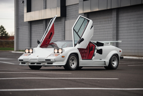 Lamborghini Countach 5000 QV (1988) - als Lot 135 angeboten von RM/Sotheby's in Arizona am 28./29. Januar 2016