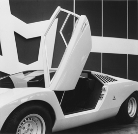 Lamborghini Countach LP 500 GT (1971) - nach vorne öffnende Türen